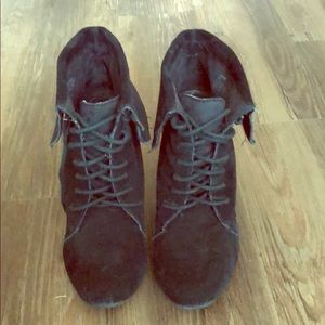 Steve Madden Luxe Black Suede Wedge Booties